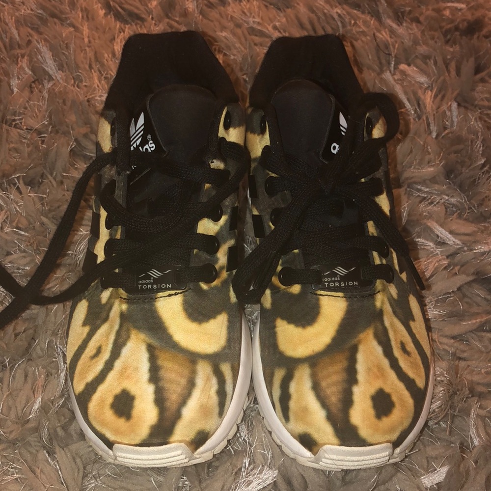 Adidas ZX Flux reptile print, size 5 sneakers.